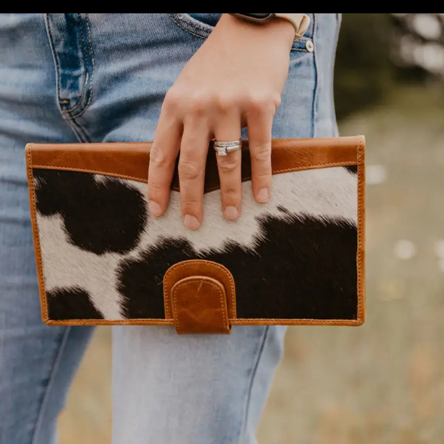 Cowhide clutch wallet